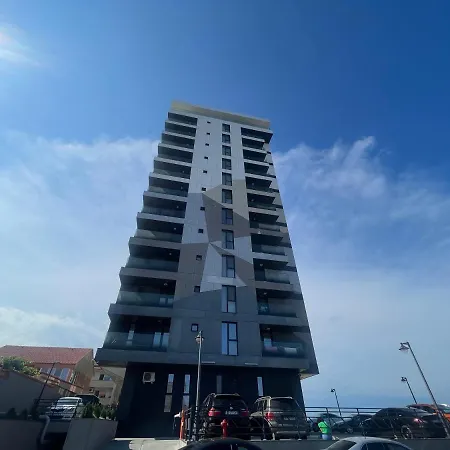 Reyna Sea View Luxury Apartment Constanta