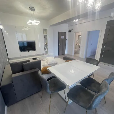 Reyna Sea View Luxury Apartment Constanta