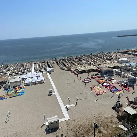 Reyna Sea View Luxury Apartment Constanta